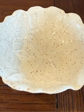 Vintage Cream Speckled Cabbage Bowl